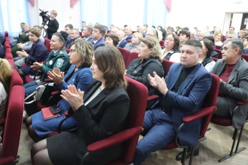 В Нурлате прошла очередная сессия советов города и района