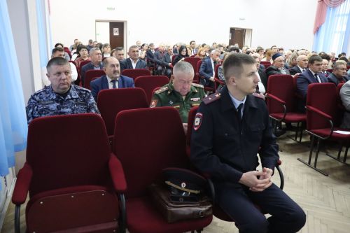 В Нурлате прошла очередная сессия советов города и района