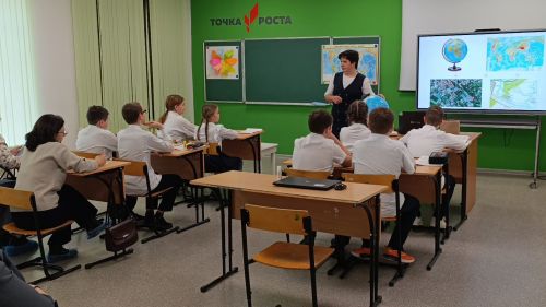 В Егоркинской школе прошёл семинар учителей географии и мастер-класс добра