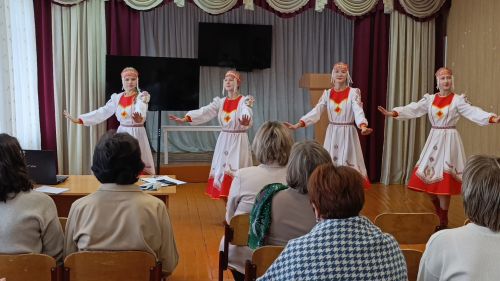 В Егоркинской школе прошёл семинар учителей географии и мастер-класс добра