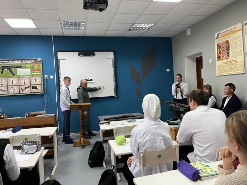 Семинар для учителей по безопасности и защите Родины прошел в Бурметьевской школе