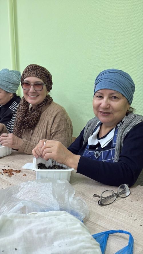 «Энием чае»: нурлатские мусульманки отправляют на фронт тепло родного дома