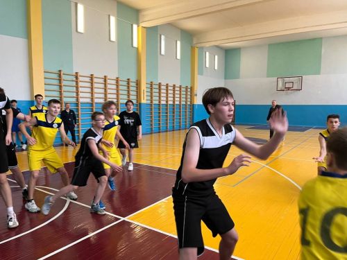 Юные нурлатские баскетболисты определили сильнейших в финале «КЭС-БАСКЕТ»