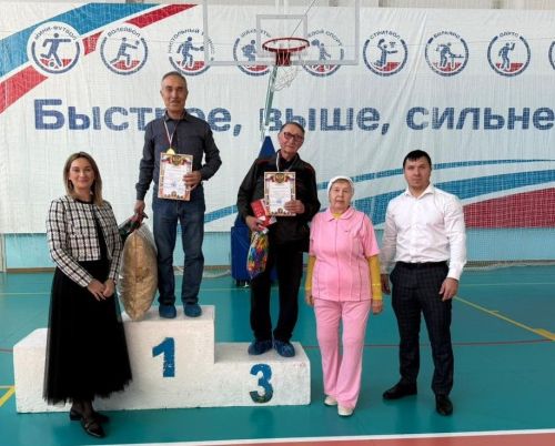 Фестиваль «Третий возраст» подарил нурлатским пенсионерам заряд бодрости