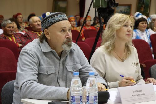В Нурлате проходит зональный этап республиканского этнокультурного фестиваля «Наш дом – Татарстан»