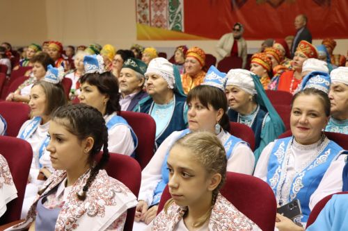 В Нурлате проходит зональный этап республиканского этнокультурного фестиваля «Наш дом – Татарстан»