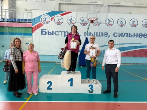 Фестиваль «Третий возраст» подарил нурлатским пенсионерам заряд бодрости