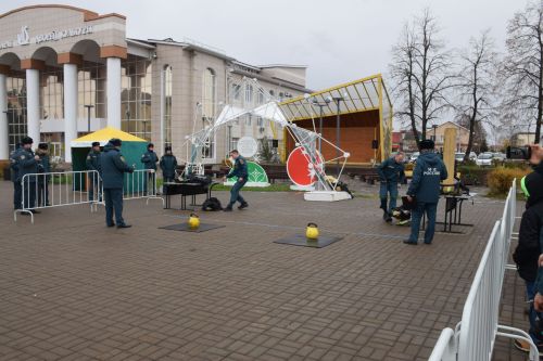 В Нурлате соревновались спасатели (фоторепортаж)