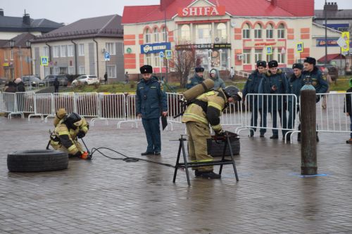 В Нурлате соревновались спасатели (фоторепортаж)