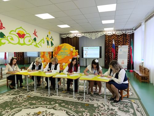 Виктория Муталапова из Нурлата представит район на республиканском конкурсе «Я говорю и работаю на татарском»