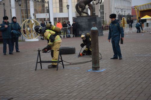 В Нурлате соревновались спасатели (фоторепортаж)