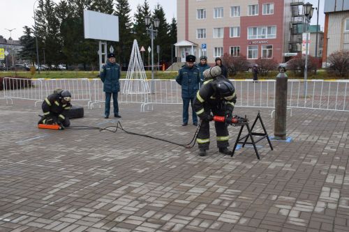 В Нурлате соревновались спасатели (фоторепортаж)
