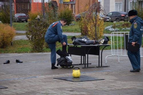 В Нурлате соревновались спасатели (фоторепортаж)