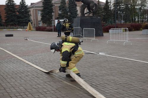 В Нурлате соревновались спасатели (фоторепортаж)
