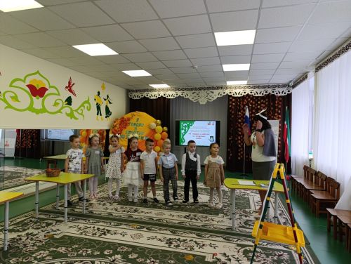 Виктория Муталапова из Нурлата представит район на республиканском конкурсе «Я говорю и работаю на татарском»