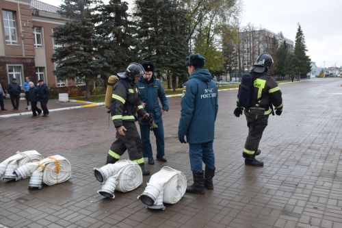 В Нурлате соревновались спасатели (фоторепортаж)