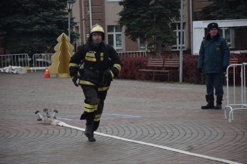 В Нурлате соревновались спасатели (фоторепортаж)