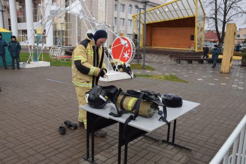 В Нурлате соревновались спасатели (фоторепортаж)