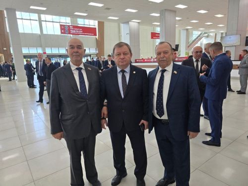 Оператор машинного доения из Нурлата награждена медалью «За доблестный труд»