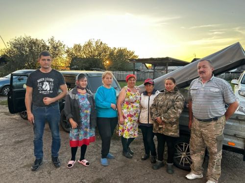 Жители Караульной Горы организовали акцию в поддержку бойцов СВО и детей-сирот