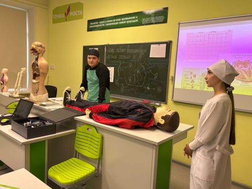 В школе №1 Нурлата прошел День самоуправления