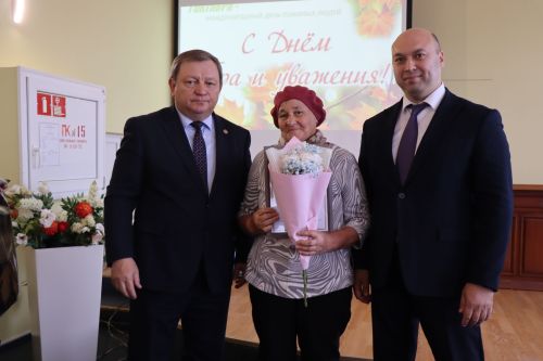 В Нурлате чествовали ветеранов налоговой службы