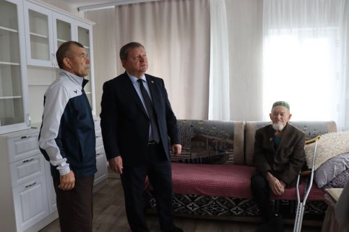 Ветеран из Нурлатского района получил подарок от Раиса Татарстана