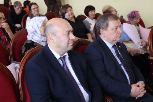 В Нурлате чествовали ветеранов налоговой службы