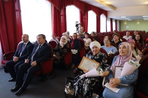 В Нурлате чествовали ветеранов налоговой службы