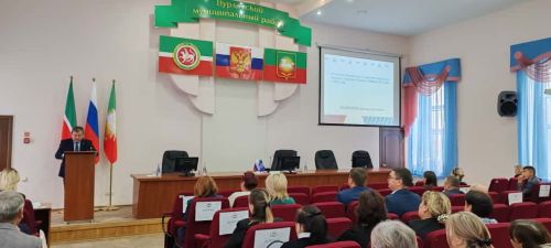 В Нурлате состоялся третий этап XXXVIII конференции местного отделения партии «Единая Россия»