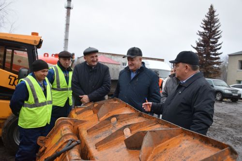 Дамир Ишкинеев проверил готовность коммунальной службы к зимнему сезону