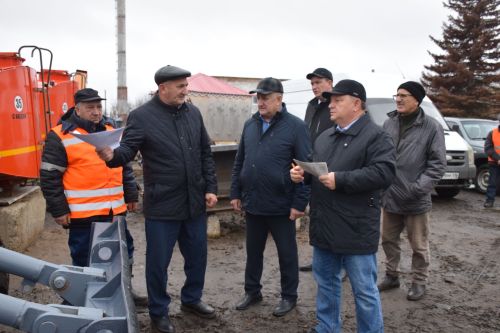 Дамир Ишкинеев проверил готовность коммунальной службы к зимнему сезону