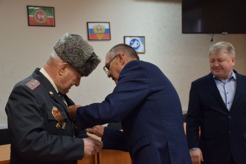 В Нурлатском отделении Госавтоинспекции чествовали ветеранов службы
