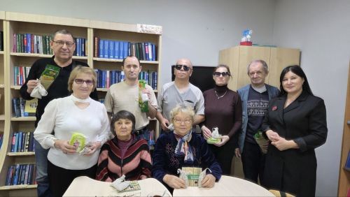 В Нурлате прошел мастер-класс по созданию аромамешочков для незрячих