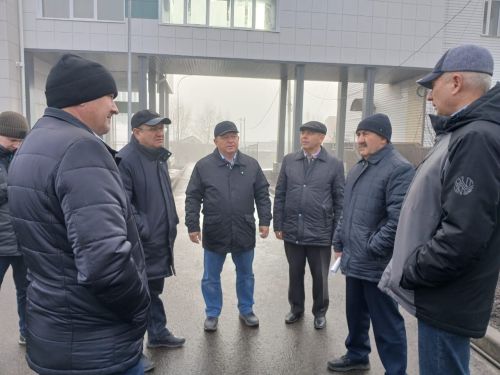 В Нурлатском районе проконтролировали ход работ на значимых социальных объектах