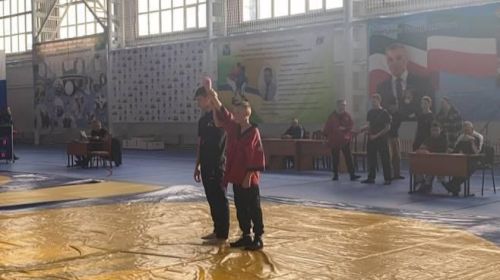 Юные нурлатские борцы одержали победы на республиканском турнире
