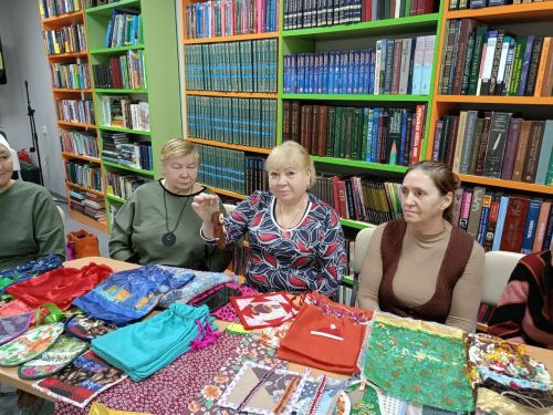 «Похвастушки» в Нурлате: Мастерицы клуба «Веста» удивили горожан