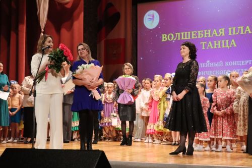 Яркий юбилей: хореографическому отделению Нурлатской ДШИ «Сәләт» исполнилось 25 лет (+фоторепортаж)