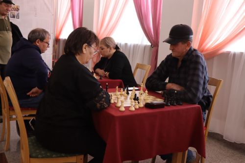В Нурлате проходит первый турнир памяти шахматистов и шашистов