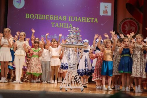 Яркий юбилей: хореографическому отделению Нурлатской ДШИ «Сәләт» исполнилось 25 лет (+фоторепортаж)