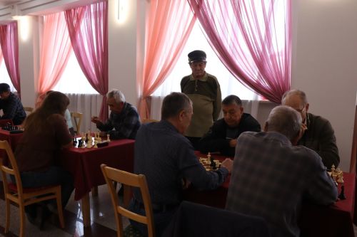 В Нурлате проходит первый турнир памяти шахматистов и шашистов