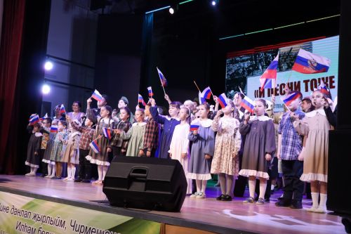 Патриотический концерт нурлатских артистов в Черемшане прошел с аншлагом