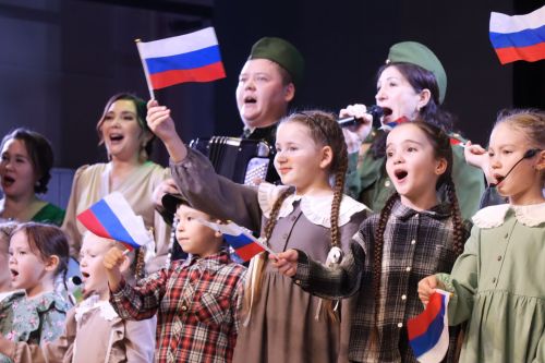 Патриотический концерт нурлатских артистов в Черемшане прошел с аншлагом