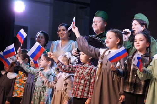 Патриотический концерт нурлатских артистов в Черемшане прошел с аншлагом