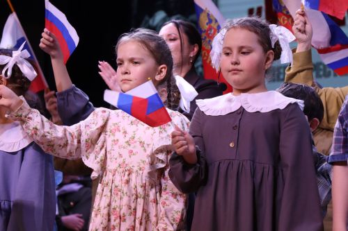 Патриотический концерт нурлатских артистов в Черемшане прошел с аншлагом