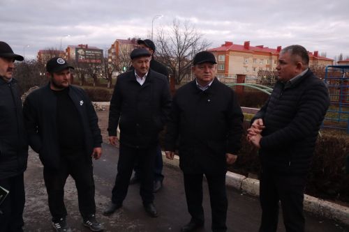 Дамир Ишкинеев рабочее совещание провел на объекте капремонта