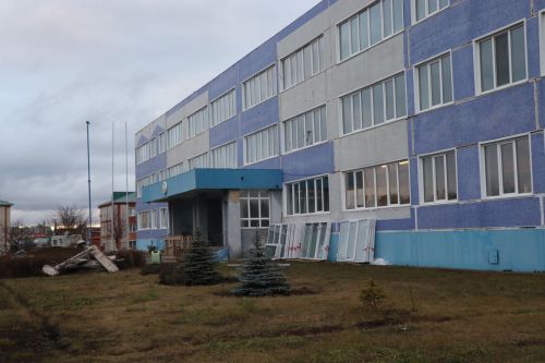 Дамир Ишкинеев рабочее совещание провел на объекте капремонта