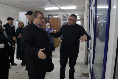 Дамир Ишкинеев рабочее совещание провел на объекте капремонта