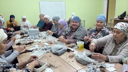 Нурлатские женщины передали бойцам СВО пять тысяч пакетиков душистого чая