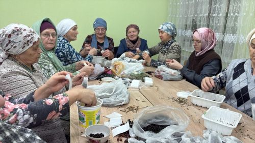 Нурлатские женщины передали бойцам СВО пять тысяч пакетиков душистого чая